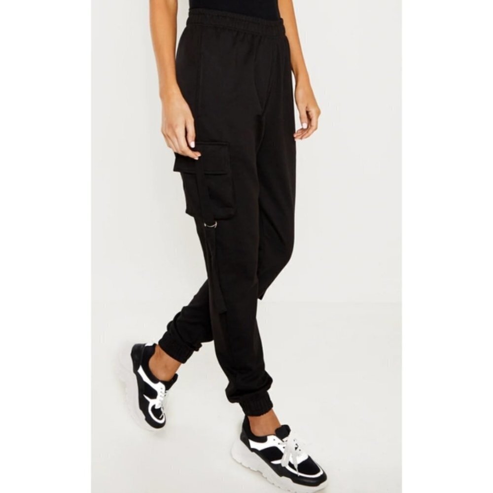 PrettyLittleThing black cargo‎ detail joggers